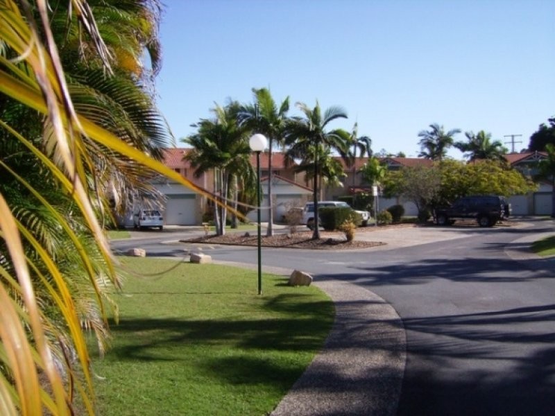 ID 7992, Nerang QLD 4211