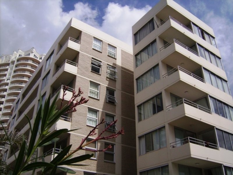 ID 8143, Surfers Paradise QLD 4217