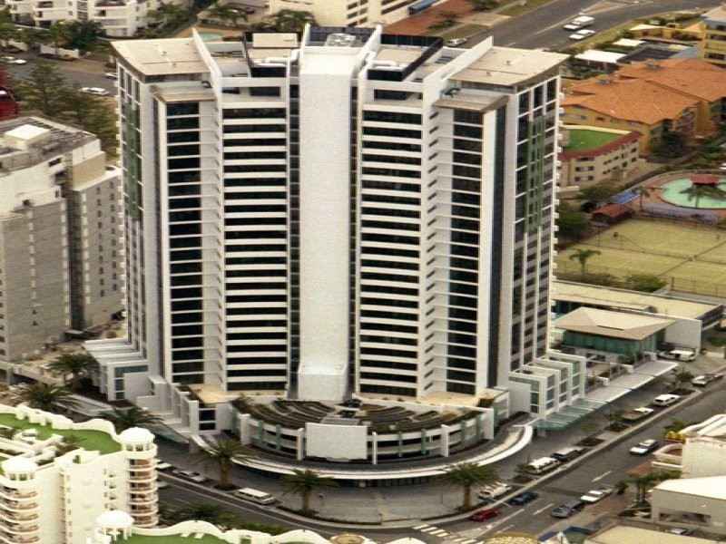 ID 8139, Broadbeach QLD 4218