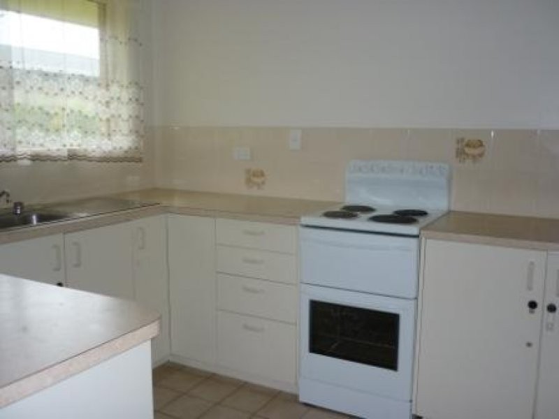 10 GATAKERS LANE, Hervey Bay QLD 4655