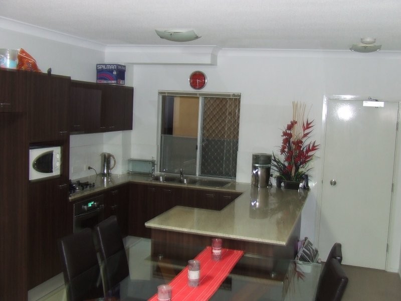 11 82, Fortitude Valley QLD 4006