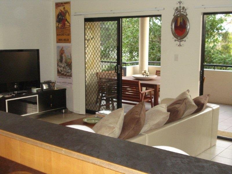 Unit 1/65 Lytton Road, Bulimba QLD 4171