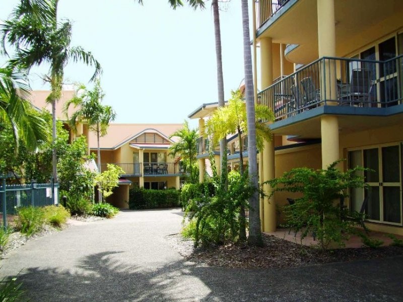 ID 7960, Airlie Beach QLD 4802