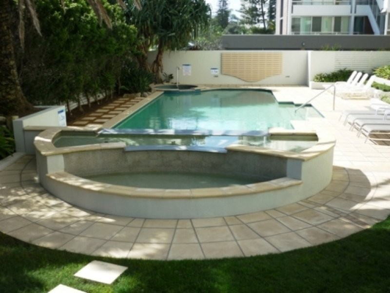 ID 8157, Burleigh Heads QLD 4220