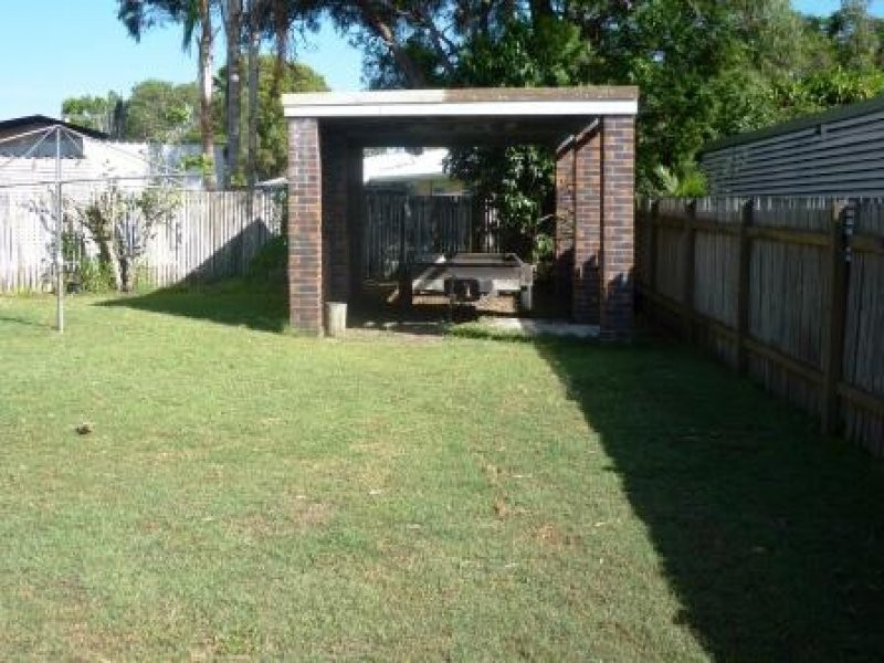 21 LIMPUS STREET, Urangan QLD 4655