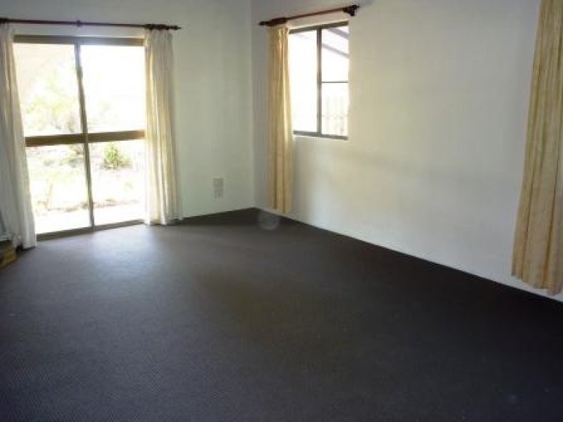 21 LIMPUS STREET, Urangan QLD 4655