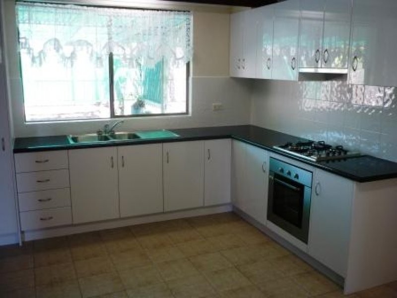 21 LIMPUS STREET, Urangan QLD 4655