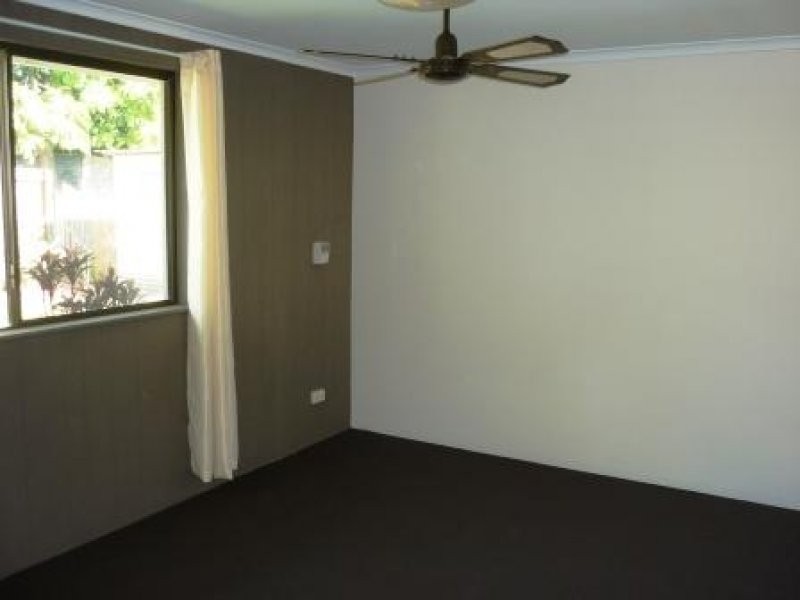 21 LIMPUS STREET, Urangan QLD 4655