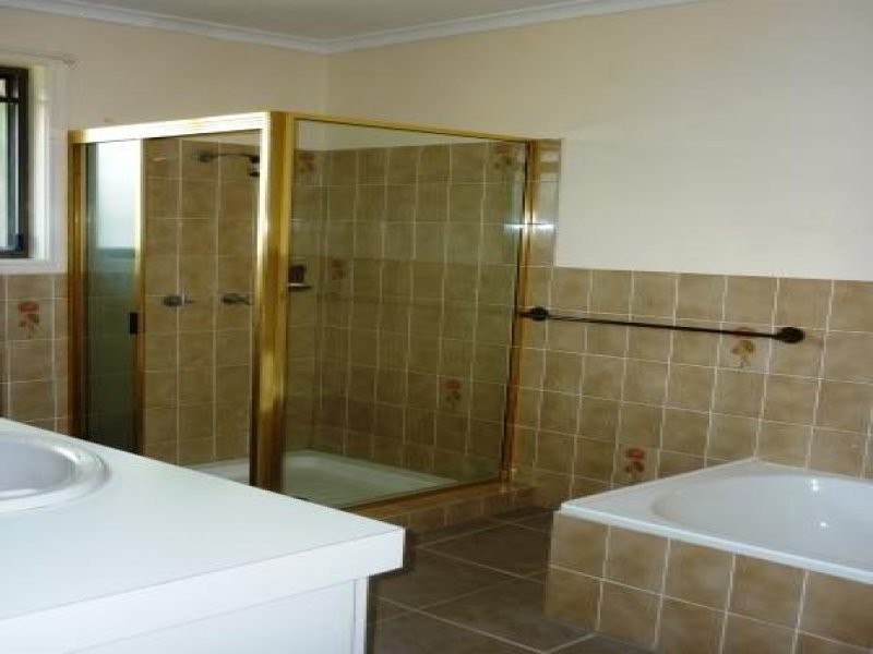 42 Pulgul Street, Hervey Bay QLD 4655