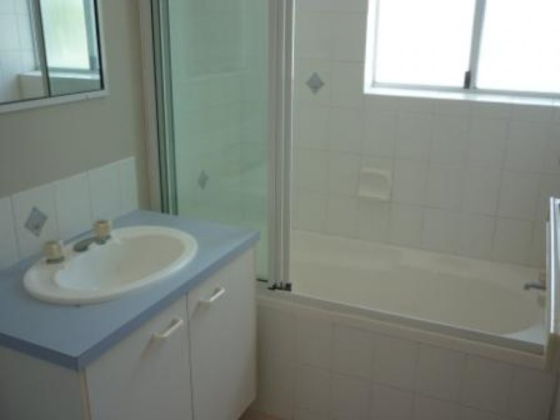 458 The Esplanade, Hervey Bay QLD 4655