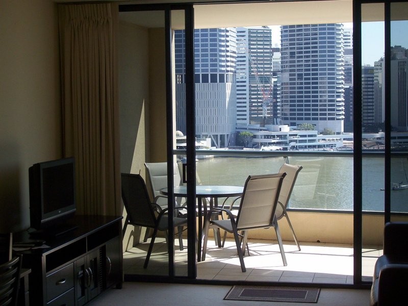 321 Main Street, Kangaroo Point QLD 4169