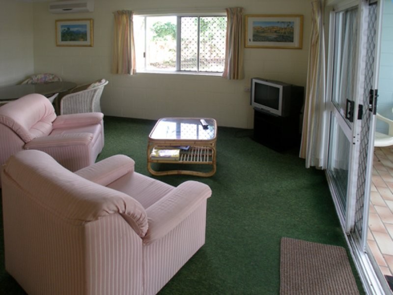 Westcourt QLD 4870