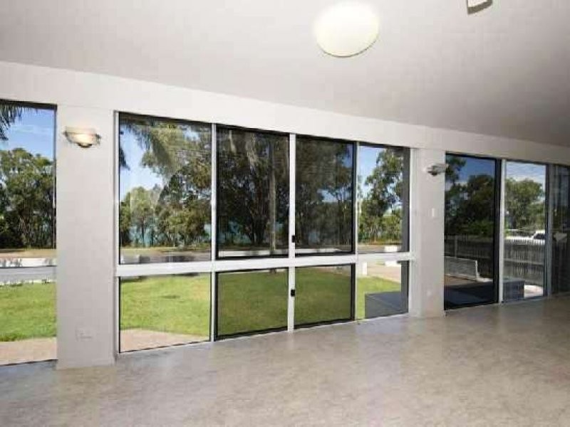 155 THE ESPLANADE, Hervey Bay QLD 4655