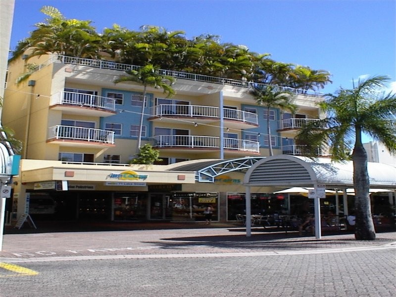 71-75 Lake Street, Cairns QLD 4870