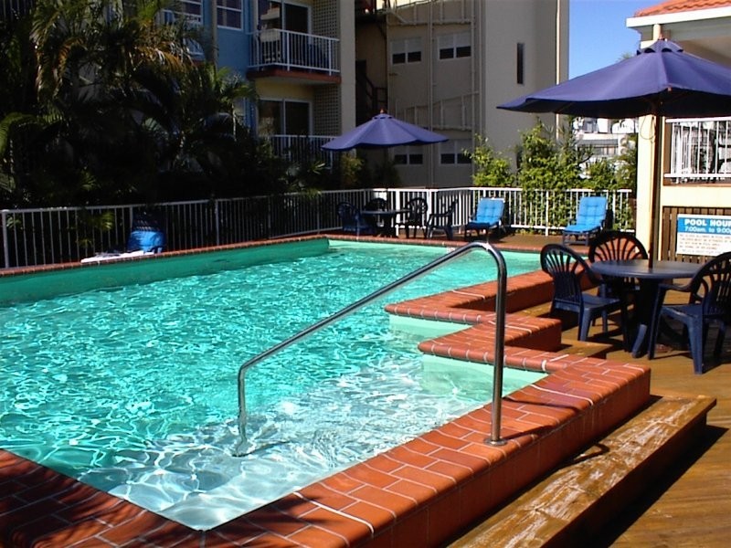 71-75 Lake Street, Cairns QLD 4870