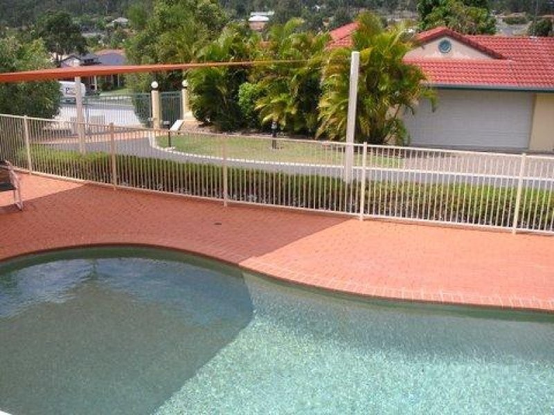 11/6 Buddy Holly Close, Parkwood QLD 4214