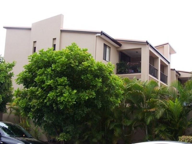 ID 8163, Palm Beach QLD 4221