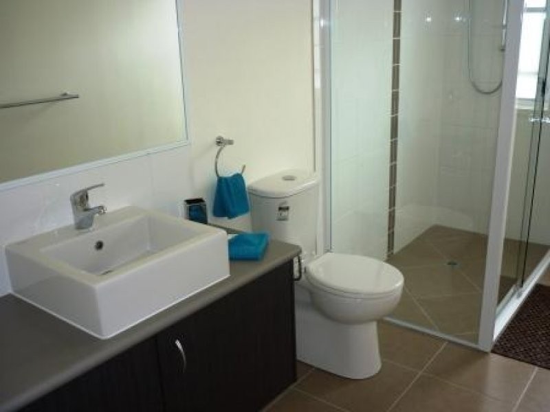 77 Elizabeth St, Hervey Bay QLD 4655