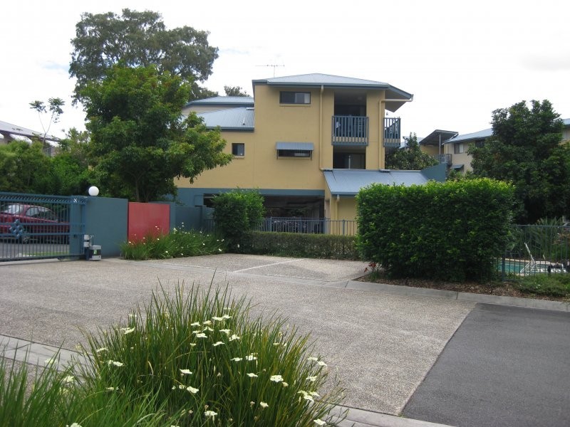 Greenslopes QLD 4120