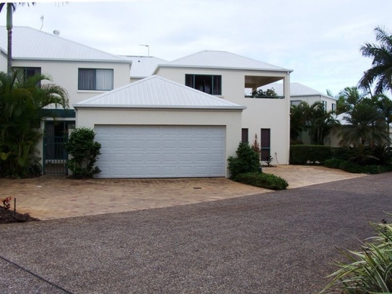 ID 7955, Runaway Bay QLD 4216