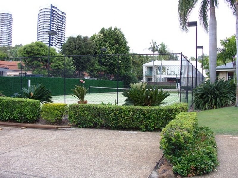 ID 7955, Runaway Bay QLD 4216