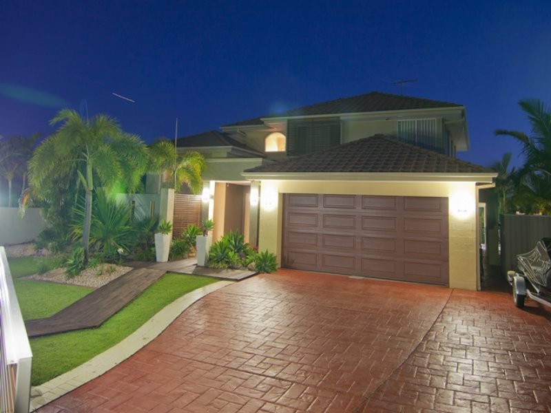 18 Martingale Court, Raby Bay QLD 4163