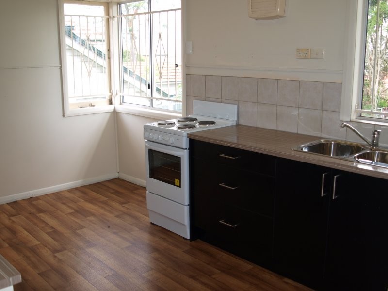 94 Waverley Road, Camp Hill QLD 4152