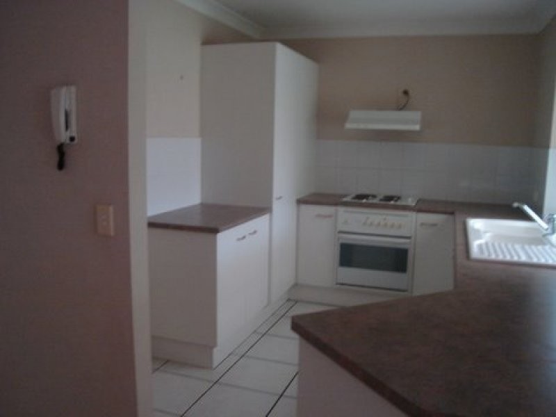 20/6 Buddy Holly Close, Parkwood QLD 4214