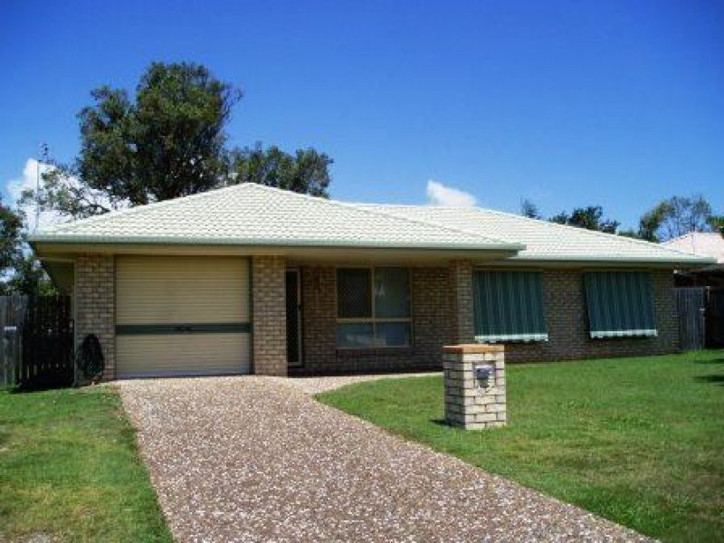 15 TRISTANIA ST, Urangan QLD 4655