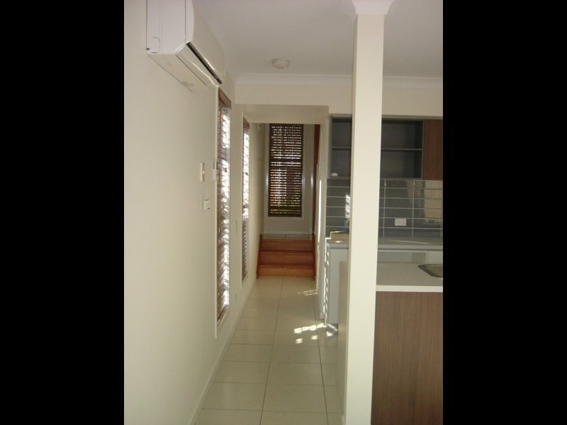 Holland Park QLD 4121