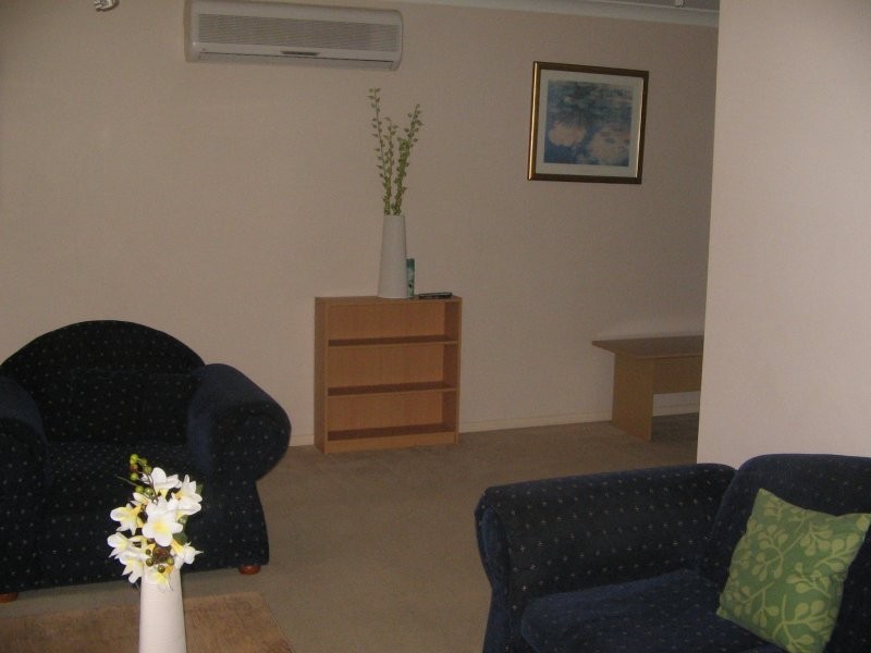 409 Kessels Road, Robertson QLD 4109