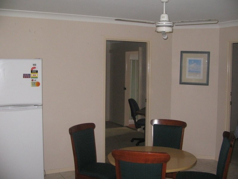 409 Kessels Road, Robertson QLD 4109