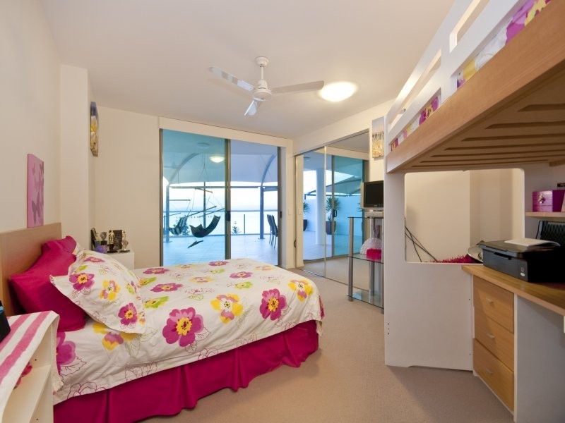 101/14 Oxley Ave, Woody Point QLD 4019