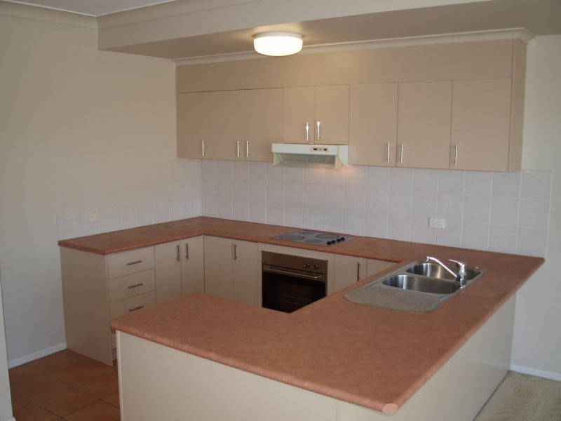 15/92-96 Norman Crescent, Norman Park QLD 4170