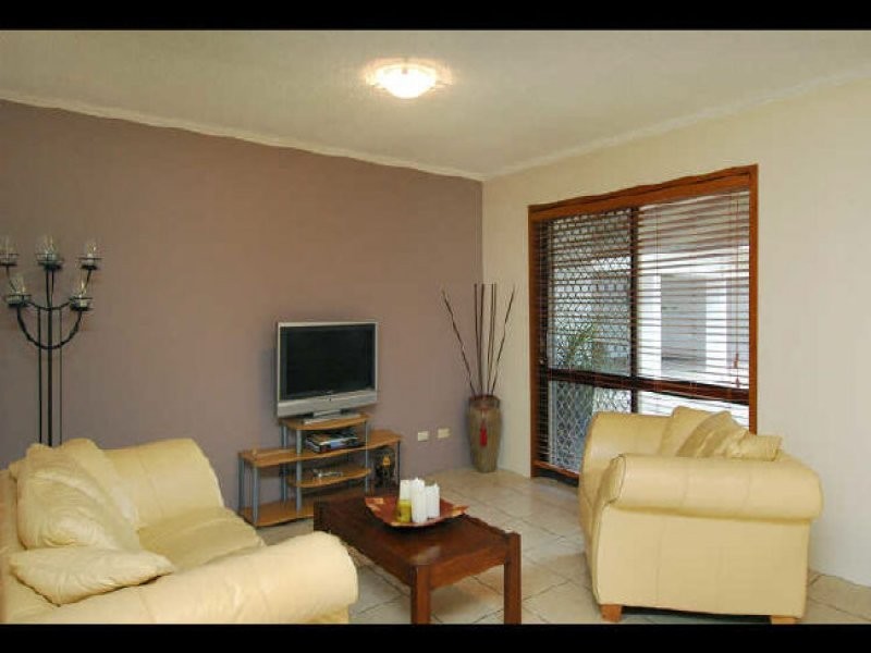 1/53 Sunset Blvd, Surfers Paradise QLD 4217