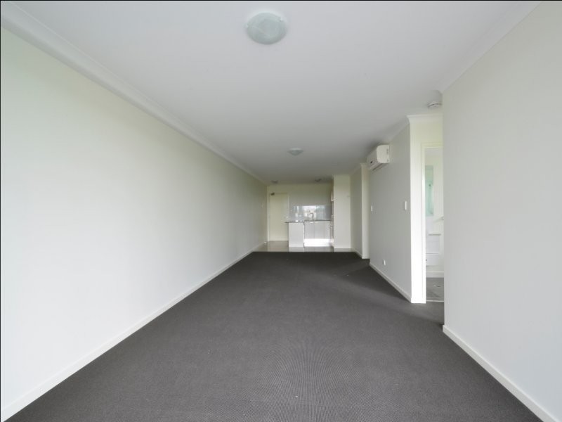 28 Carl Street, Woolloongabba QLD 4102