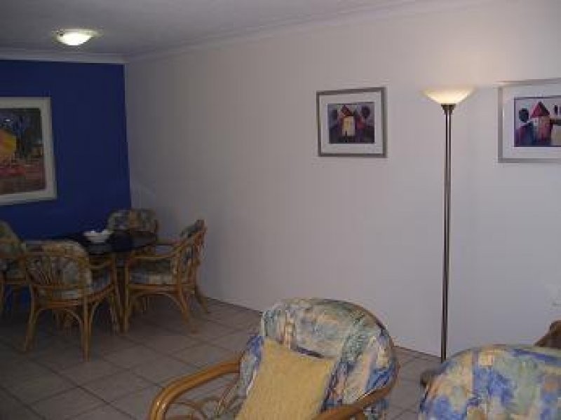 11/35 Old Burleigh Rd, Surfers Paradise QLD 4217