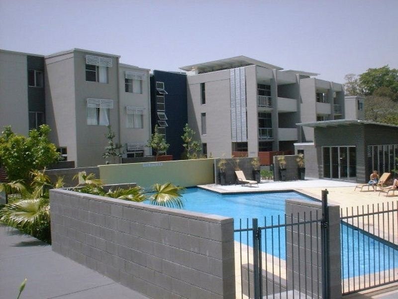 57/2 Campbell St, Toowong QLD 4066