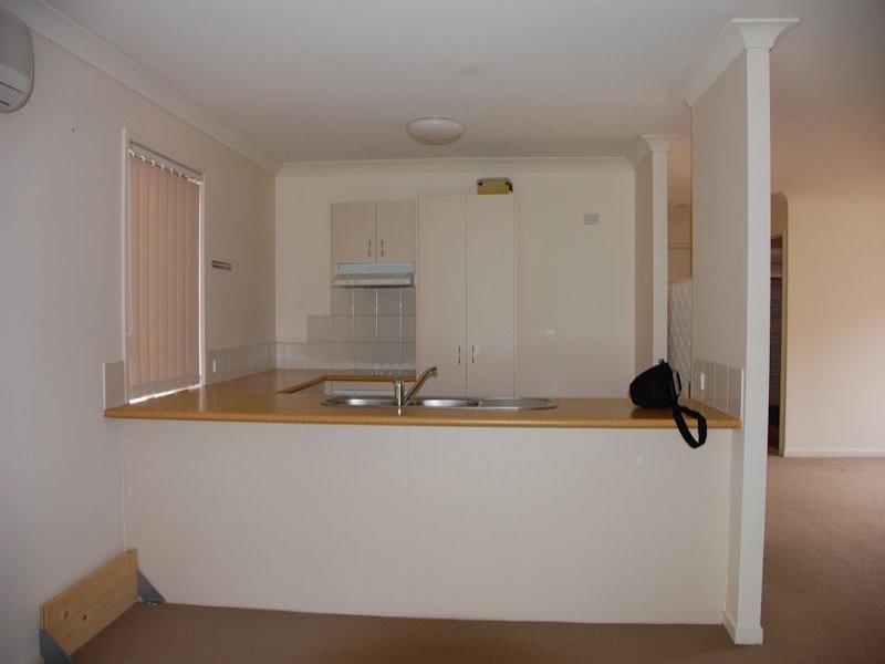 65/24 Amsonia Court,, Arundel QLD 4214