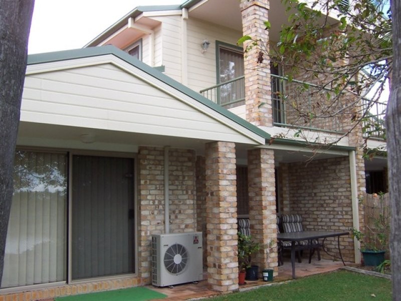 8/4 Koala Town Rd, Upper Coomera QLD 4209