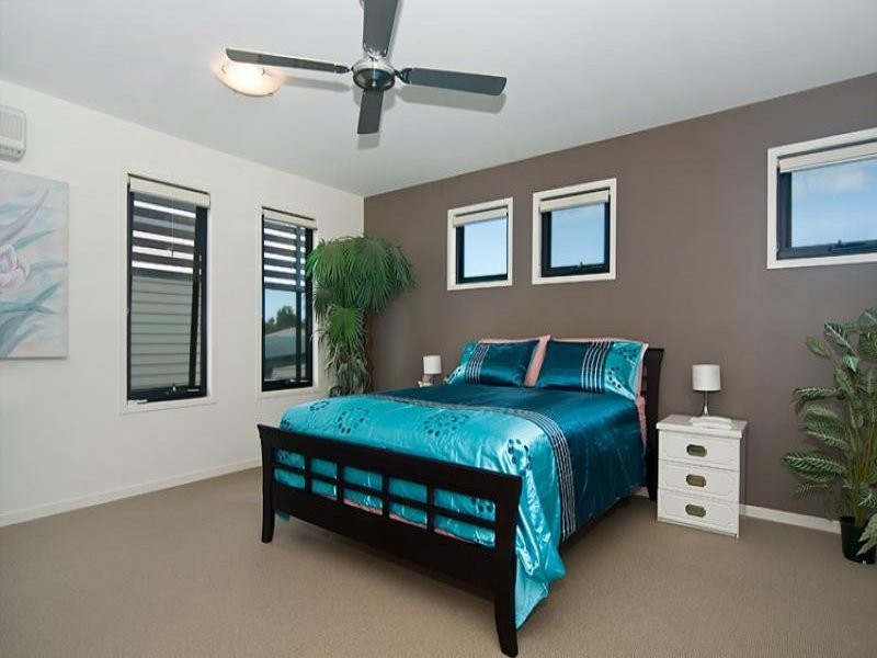 2/23 Catalina Drive, Mudjimba QLD 4564