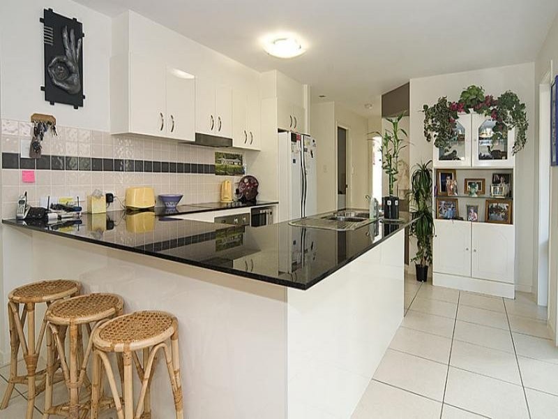 2/23 Catalina Drive, Mudjimba QLD 4564