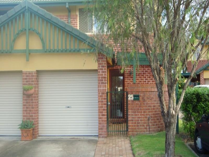 19/9 Santa Cruz Blvd, Clear Island Waters QLD 4226