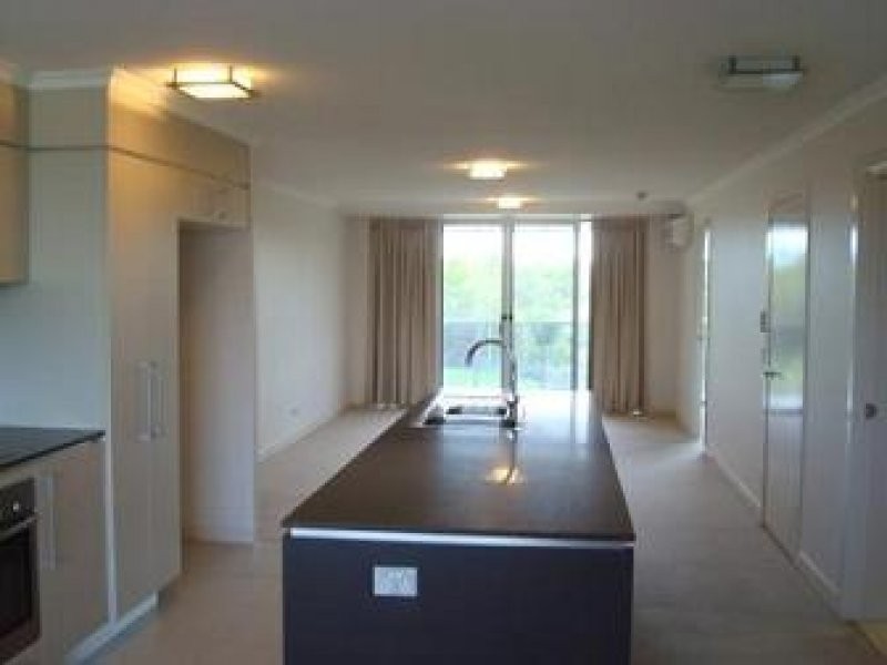 2302 No 1 Mungar Street, Maroochydore QLD 4558