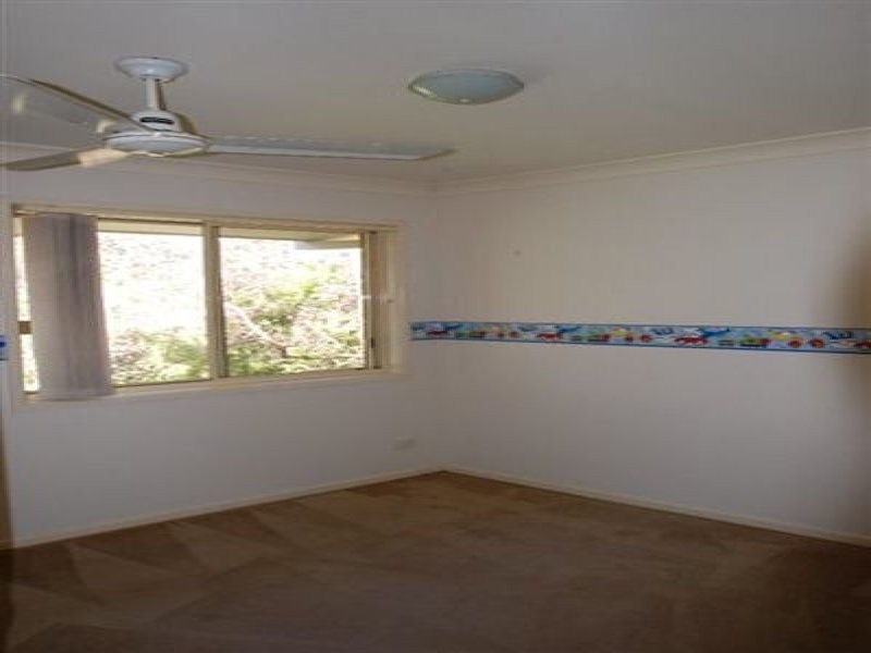 34/3 Arundel Dve, Arundel QLD 4214