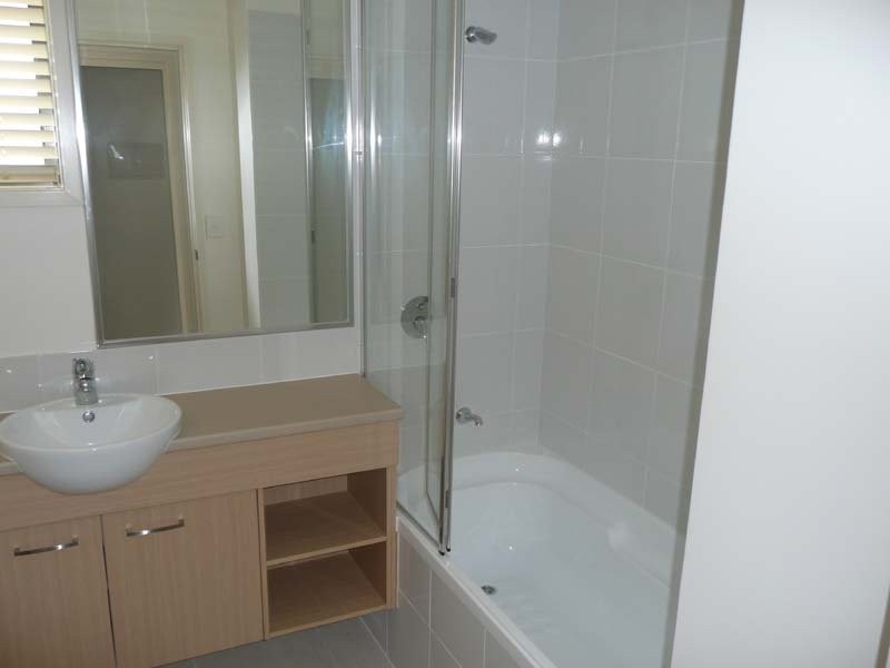 43/10 Grand Parade, Kawana Island QLD 4575