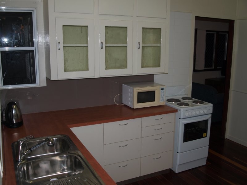 25 Nyleta Street, Coopers Plains QLD 4108