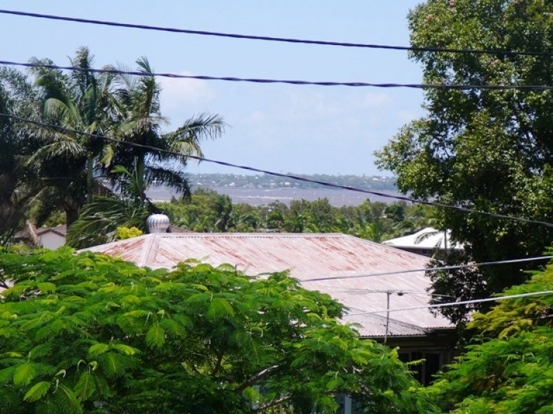 13 Kirkhill Street, Brighton QLD 4017