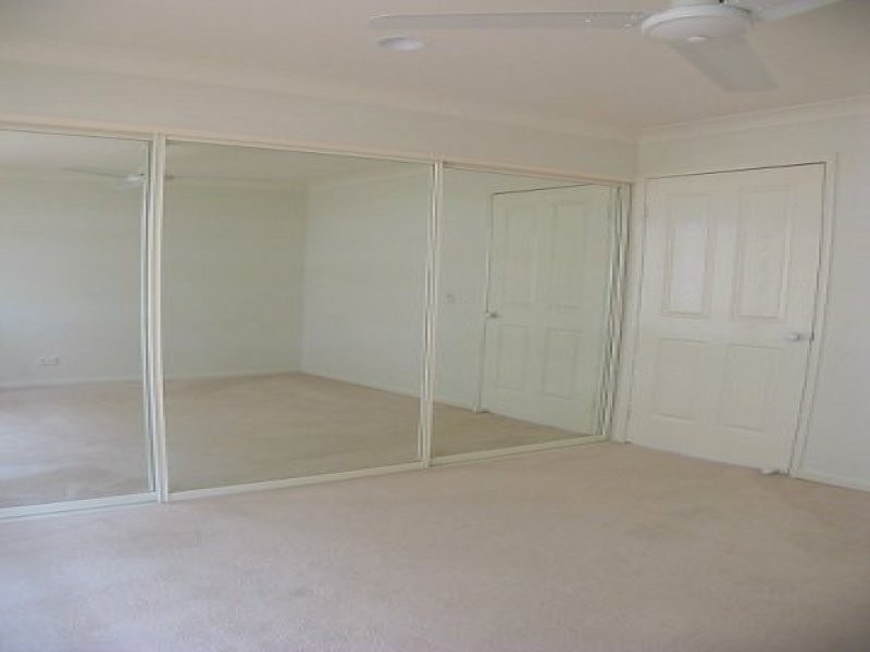 19/480 Christine Avenue, Robina QLD 4226