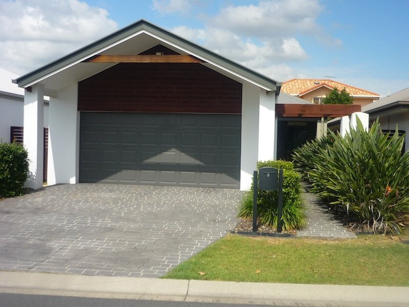 6 The Promenade, Hendra QLD 4011